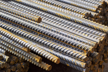 金屬之歌 圓潤(rùn)低沉的視覺(jué)詩(shī)篇